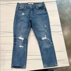 Distressed Women's Cropped Jeans